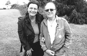 Dôvodom toho, že sa jej pomer s jandom skončil, bola paradoxne nevera. Petr Janda Leccos Uz Dnes Chapu Jinak Flowee