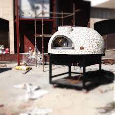 Our full line of brick pizza ovens are built around the company's original design, the forno classico cupola, created, designed, and handmade by our founder giuseppe crisa. Our Semi Mobile Brick Oven Good For 5 6 11 Pizzas At A Time Pizza Oven Gas Pizza Oven Pizza Oven Outdoor