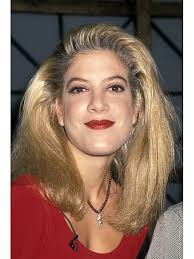 90er jahre frisuren für frauen die wir im jahr lieben 1. Der Swoosh Hairstyle Die Trend Frisur Der 90er Ist Wieder Da Stylight