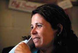 Barbara Neff's Instagram, Twitter & Facebook