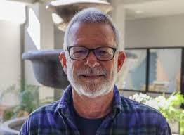 Roger Halcomb's Instagram, Twitter & Facebook