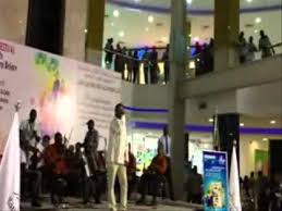 سكت ليه, ليه سكتي ليه بتخبي عن قلبي ايه ؟ حضني بينده عليكي و انتي بعيده عليه مين غيري مين يفهم بنظرة عين ؟ ايه اللي شاغل بالك ده احنا عشرة سنين صعبان عليا و انا شيفك و (.) Ø­Ø³ÙŠÙ† Ø­Ù…Ø¯ ÙˆØ¹Ø¯ Ø§Ù„Ù„Ù‚ÙŠØ§Ø¡ Ù…Ù‡Ø±Ø¬Ø§Ù† Ø§Ù„ÙˆØ§Ø­Ø© Ø§Ù„Ø«Ø§Ù†ÙŠ Youtube