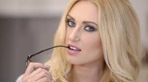 Tess Broussard's Instagram, Twitter & Facebook