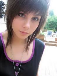 This is a stunning pixie hairstyle with random cuts. Short Emo Hairstyles Fashion Hairstyle Design Short Hair With Bangs Medium Hair Styles Short Emo Hair