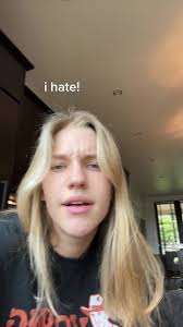 yes i eat my almond butter with a spoon 😼