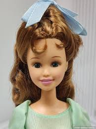 Игровая кукла