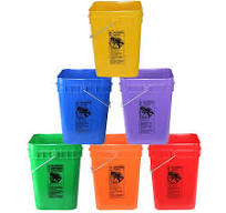 4-Gallon Square Plastic Bucket (18-Pack) - Wire Bale Handle ...