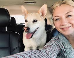 We cute. 🐶👱🏻‍♀️☕️