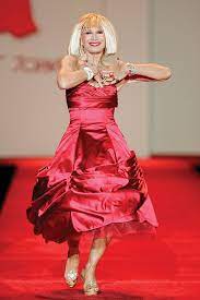 If you don't agree with our list leave a comment with your opinion! Betsey Johnson Wikipedia