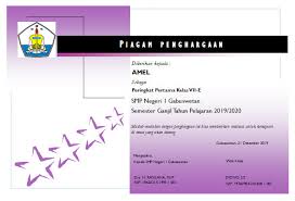 Bagi anda yang belum kebagian contoh desain dalam bentuk ppt silahkan bisa klik link berikut : Contoh Piagam Penghargaan Untuk Siswa Berprestasi Didno76 Com