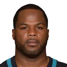 Carlos Hyde is averaging 2.7 yards per carry