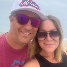 Why is Amtrak stopped under Lyndon Bridge?