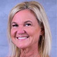 Jennifer Swank's Instagram, Twitter & Facebook