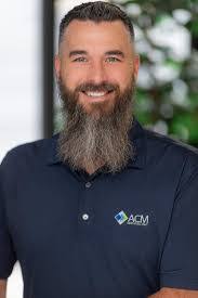 Kyle Neubauer's Instagram, Twitter & Facebook