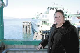 Businesses cash in when tourists use Sidney ferry