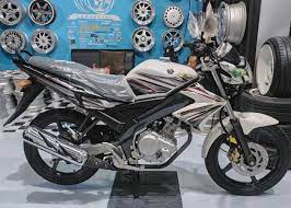 Harga otr vixion 2012 di bogor adalah 21,75 juta rupiah, sedangkan harga otr versi custom cargloss yamaha tech3 ini dibandrol sebesar 25,25 juta rupia h. Yamaha V Ixion Gen2 Terkenal Bandel Dan Irit Harga Seken Di Bawah Rp 10 Juta Gridoto Com