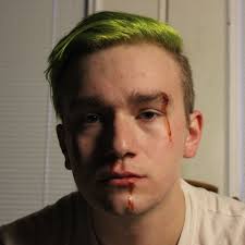 Stream Nicholas-Cade music