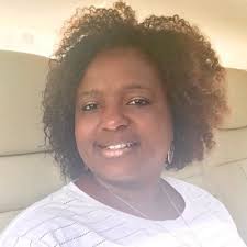 Karen Gash's Instagram, Twitter & Facebook