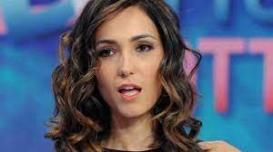 È rimasta lontana dalla tv per mesi, tornando solo a fare la giurata a il . Caterina Balivo Ne Va Pazza Svelato Il Vizietto Della Conduttrice Altranotizia It
