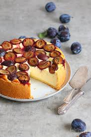 Gerade schneiden und auf eine platte legen. Griessbreikuchen Mit Zwetschgen Bake To The Roots
