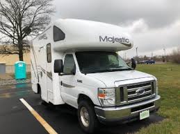 Four winds rv 19 ft. 2012 Thor Motor Coach Four Winds Majestic Motor Home Coachbuilt Rental In Warren Ri Outdoorsy