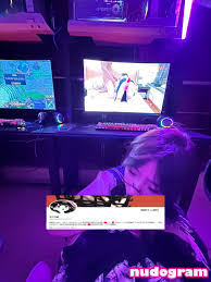 SS95577233  SS95578233  phoenix_peach  入🚪私信只回复口令红包 Гола изтичане  OnlyFans снимка 5 - Nudogram v2.1