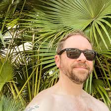 Miami Beach visit before meeting with a commercial music house. Felt good  to soak up some sun!