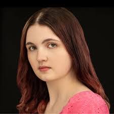 Sharon Bolduc's Instagram, Twitter & Facebook