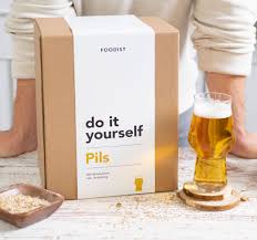Wer bier selbst braut, tut dies in regel um des echten geschmacks willen. Bier Braukasten Set Pils Zum Selbermachen Diy Kit Von Foodist Kaufen Foodist