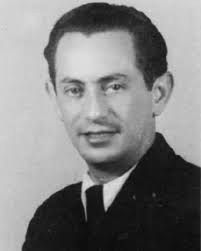 Benjamin Jacobs né le 18 novembre 1919 en Pologne. C'est un jeune étudiant  en dentisterie lorsque la Seconde Guerre mondiale éclate. En 1941 il est  déporté avec sa famille dans le ghetto