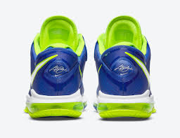 Not long ago sneaker news gave you a teaser preview at the nike lebron 8 v2 in the 'christmas' colorway. Nike Lebron 8 V2 Low Sprite Release Date Fitforhealth
