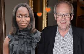 Nyamko ana sabuni (born 31 march 1969) is a swedish politician who has been leader of the liberals since june 2019. Nyamko Sabuni Och Lennart Persson Ar Ett Par Stoppa Pressarna Kandisar Kandisnytt Hant Extra Se Hor Noje