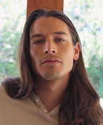 Andrew Gray's Instagram, Twitter & Facebook