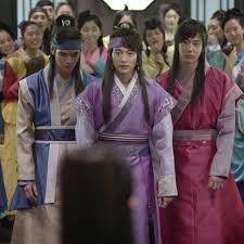 It evolves around an elite group of young men called hwarang who discover their passions. Hwarang 2016 Episodes Mydramalist