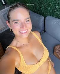 Natalie Noel Mariduena Nude and Sexy Photo Collection - Fappenist