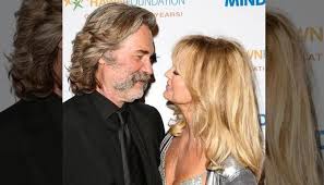 Russell and hawn have been together ever since. Are Kurt Russell And Goldie Hawn Married Details About Their Relationship Status