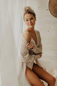 boho boudoir shooting im tageslichtstudio vanessa dessous fotografie boudoir posen boudoir fotos