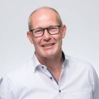 20+ "Frank Broker" profiles