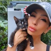 30+ "Lea-shannon" profiles