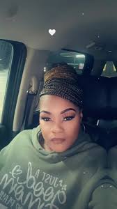 Meloney Gilbert (@meloneygilbert)