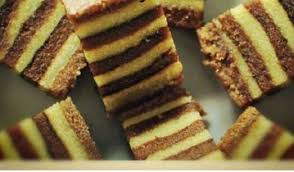 Try out this easy layered cake which has the taste of horlick.you don't have to separate the egg whites and the yolks and there's no need to use up to 20 egg yolks which some layered cakes called for. Kek Lapis Milo Horlick Kukus Saiz Recipes Collection Facebook