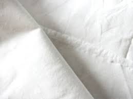 Sisa potongan kain baju , kain yang tak terpakai, kain yang terpotong atu robek. 10 Keistimewaan Tas Yang Dibuat Dari Kain Blacu