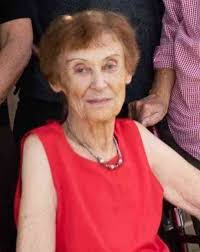 Frances Hoare's Instagram, Twitter & Facebook