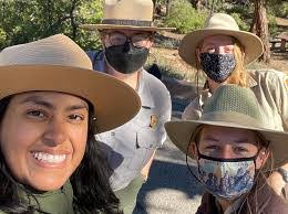 Meredith Bowman's Instagram, Twitter & Facebook