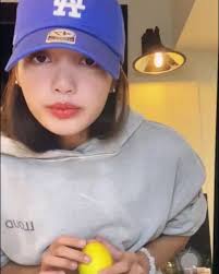 LISA BLACKPINK ( 리사)🤍 (@lisafancam_) · Instagram 照片和视频