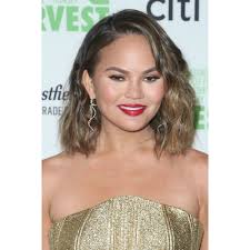 Immediately submit this gallery reply. The 9 Best Haircuts For Round Faces According To Stylists Allure