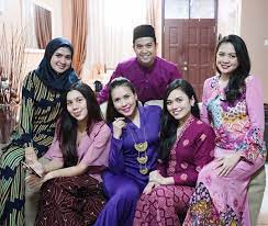 Maybe you would like to learn more about one of these? Eira Tak Jeles Ke Macam Tak Ada Batas Aksi Azad Adik Ipar Dipertikai Kisah Dunia