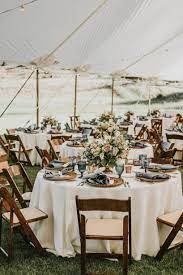 Sun Mountain Lodge Wedding In Eastern Washington Lodge Wedding Lodge Wedding Reception Rustic Wedding Table Decor