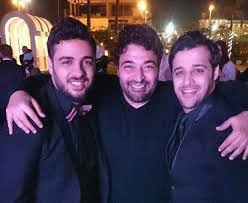 طرح المطرب حميد الشاعري أغنية جديدة بمناسبة احتفالات عيد الحب بعنوان الحلوين بزيادة، بمشاركة المطربه الشابة چوري، وهي من كلمات أحمد حبيب وألحان عمرو الشاذلي وتوزيع حميد. Ù‡Ù† Ø£ÙˆÙ„Ù‡Ø§ ÙƒØ§Ù† Ø¹Ù…Ø±Ù‡ 17 Ù†Ø³Ø§Ø¡ ÙÙŠ Ø­ÙŠØ§Ø© Ø­Ù…ÙŠØ¯ Ø§Ù„Ø´Ø§Ø¹Ø±ÙŠ Ø§Ù„Ø°ÙŠ ØªØ²ÙˆØ¬ 5 Ù…Ø±Ø§Øª