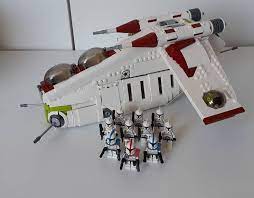 Lego Star Wars Republic Gunship Moc By Jbb 777 With Muunilinst10 The Next Moc Will Be On Muunilinst Lego Star Wars Sets Lego Star Wars Mini Lego Star Wars